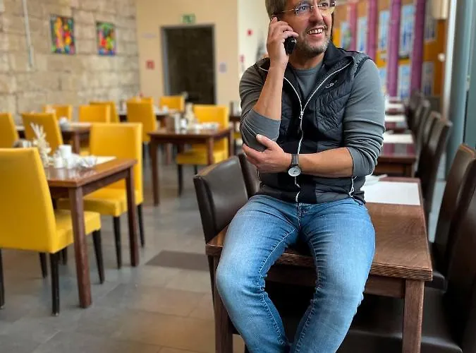 호텔 Fronveste Alte Knasthaus 3*